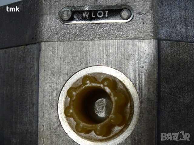 Хидравлична помпа Wadowice PV2V3-30/25D1MC40A1A/PZL-PZ2-K6.3, снимка 9 - Резервни части за машини - 40528207