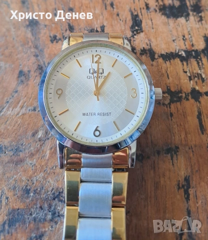 часовник Q&Q позлатен и сребрист аналогов кварцов с каишка от неръждаема стомана в кутия, снимка 2 - Други - 53707924