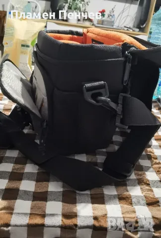 чанта за фотоапарат, снимка 4 - Чанти, стативи, аксесоари - 49059781