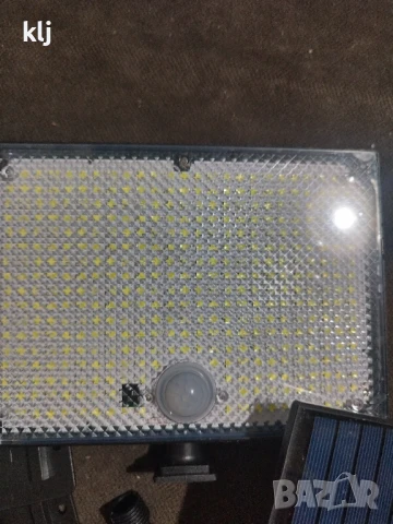 Външна соларна лампа с 400 лед, снимка 5 - Соларни лампи - 51388573