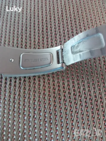 Продавам оригинална верижка за часовник--CASIO  .Обявената цена е за всичко.Не подлежи на коментар., снимка 5 - Мъжки - 42032193