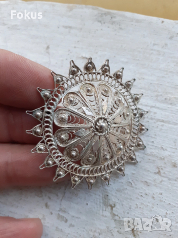Възрожденски накит сребърна брошка филигран гранулация, снимка 2 - Антикварни и старинни предмети - 53410208