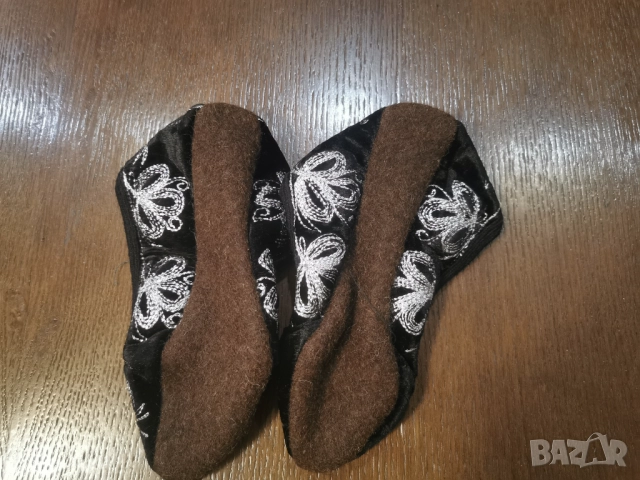 народна носия-калци, снимка 2 - Антикварни и старинни предмети - 52565814