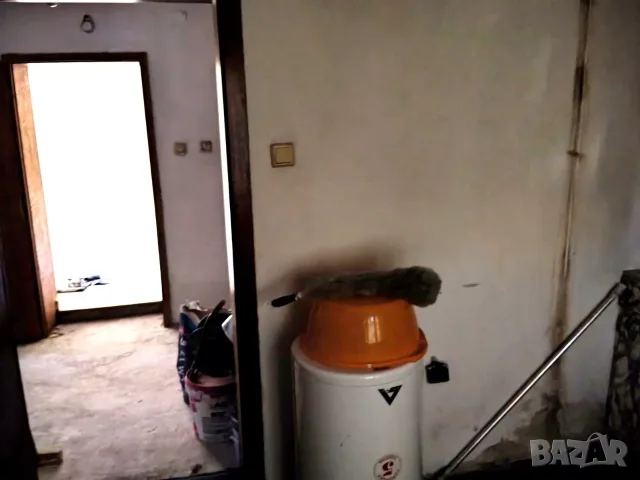 🏡Продавам Триетажна масивна къща  ведно със сутерен и гараж в гр.Тетевен, снимка 15 - Къщи - 55873907