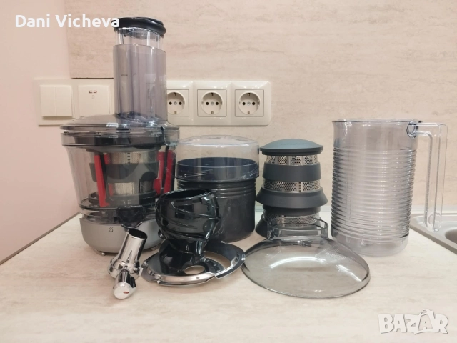 Аксесоар Slow Juicer KitchenAid, Сив, За миксери Artisan, снимка 2 - Миксери - 52813170