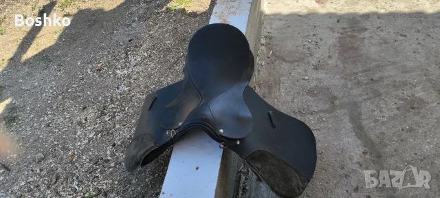 Седло за кон...