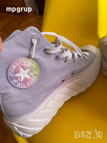 Продавам оригинални маратонки Adidas, снимка 9 - Маратонки - 52352665