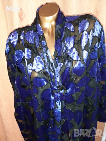 XL/XXL Черен халат на релефни лилави листа , снимка 2 - Нощници - 39857169