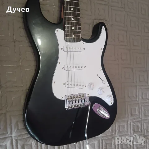 Електрическа китара, снимка 3 - Китари - 56323473