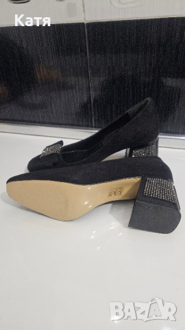 Страхотни елегантни обувки-37 номер!, снимка 3 - Дамски обувки на ток - 44824022