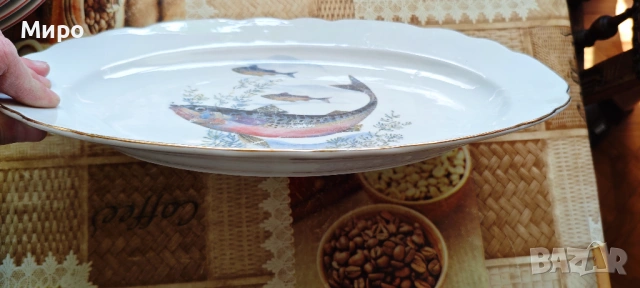 Българско порцеланова плато, снимка 2 - Сервизи - 53839421