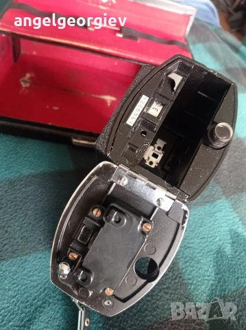 Камера 8мм Eumig Viennette Super 8, 1965 г., снимка 3 - Антикварни и старинни предмети - 53393720