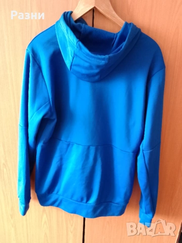 Нов суйчър Adidas (M), снимка 2 - Блузи - 53847053