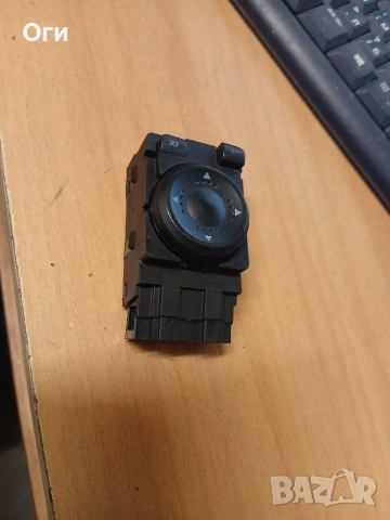 Бутон ел.огледала за Фолксваген Пасат В5 3B1 959 565