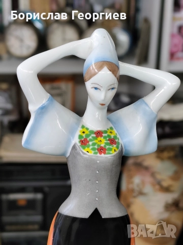 Унгарска порцеланова статуетка Budapest Aquincum , снимка 2 - Колекции - 52639761