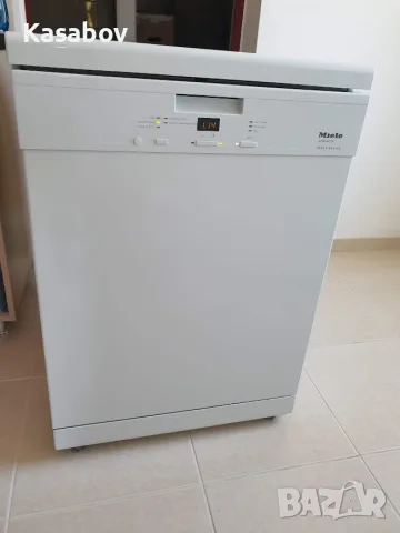 UK - Miele Съдомиялна - 14 Комплекта - Свободностояща - 60см, снимка 4 - Съдомиялни - 55909708