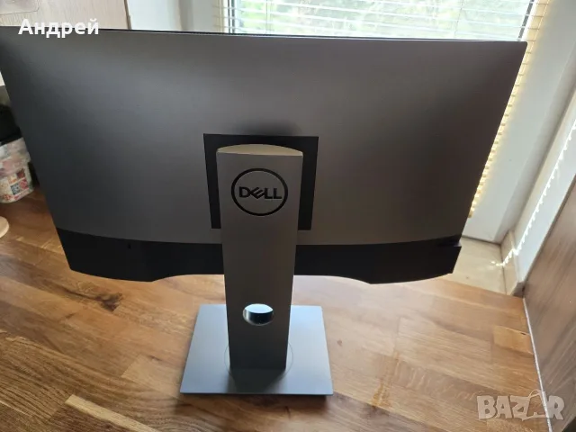 24 инчов Монитор Dell U2419H, снимка 2 - Монитори - 55751713