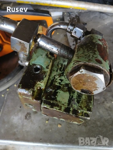 Тръбонарезен полуавтоматичен струг, снимка 5 - Други машини и части - 50690122