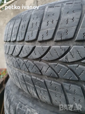Зимни гуми r16 205/55, снимка 3 - Гуми и джанти - 50661883