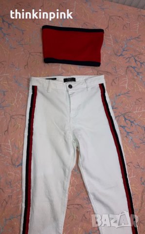 Бели дънки Bershka с червени ленти, снимка 1