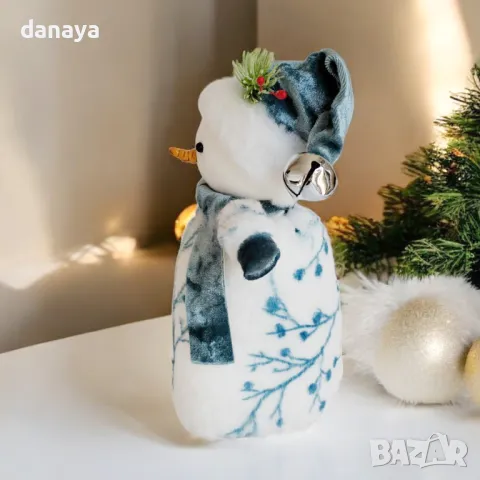 5393 Коледна декорация Плюшен Снежко със звънче, 20x11cm, снимка 5 - Декорация за дома - 47798729