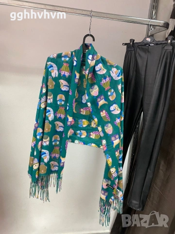 Шал 100% кашмир, снимка 2 - Шалове - 53097151