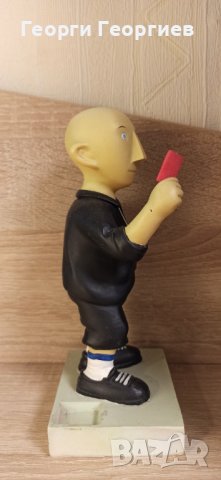 Статуетка Пиерлуиджи Колина, футболен съдия, снимка 4 - Статуетки - 41965542