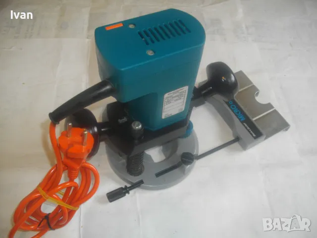 ОРИГИНАЛНА АНГЛИЙСКА ЕЛ. ОБЕРФРЕЗА ЗА ЛЕКИ ОПЕРАЦИИ BLACK DECKER DN66 С ОРИГИНАЛЕН ВОДАЧ 2,3A 480W , снимка 13 - Други инструменти - 49624150