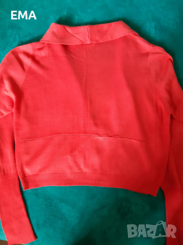 Пуловер с обемна апликация/Жилетка къса лека НОВИ, снимка 4 - Други - 36280357