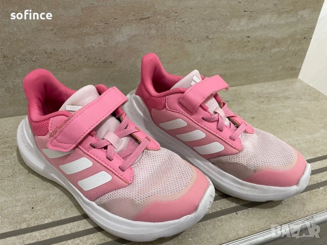 Маратонки за момиче Адидас, снимка 3 - Детски маратонки - 52300279