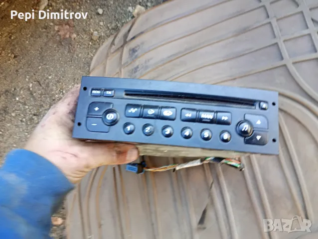 Оригинално Авто радио с CD Citroën Peugeot 964514597700, снимка 3 - Части - 48014846