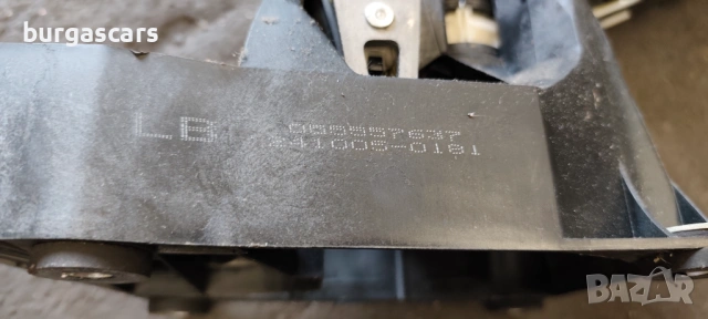 Скоростен лост Opel Vectra C 3.0 CDTI Z30DT 3.0 CDTI V6 - 184к.с, снимка 3 - Части - 53844810