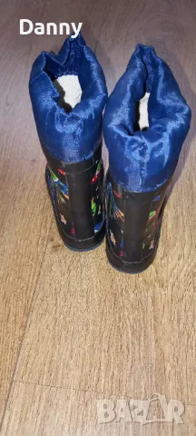 Гумени ботуши 22 номер, снимка 3 - Детски боти и ботуши - 48053900