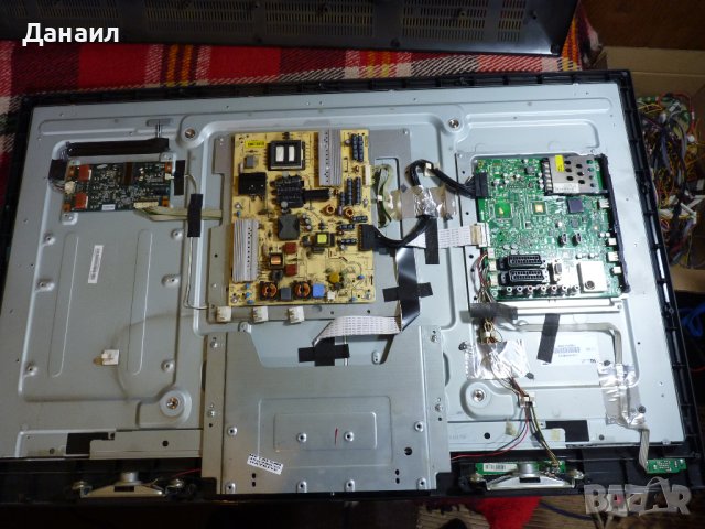 Продавам MAIN AV BOARD  17MB65S-2  210711 от Hitachi 40H6L03, снимка 1 - Телевизори - 36991033