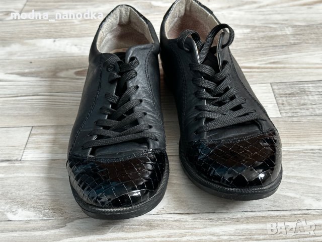 Черни дамски обувки от естествена кожа
