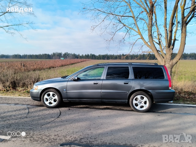Volvo V70, снимка 14 - Автомобили и джипове - 52983695