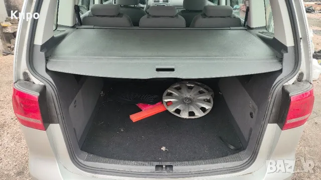 VW Touran 1.6 TDi НА ЧАСТИ, снимка 7 - Автомобили и джипове - 49654028