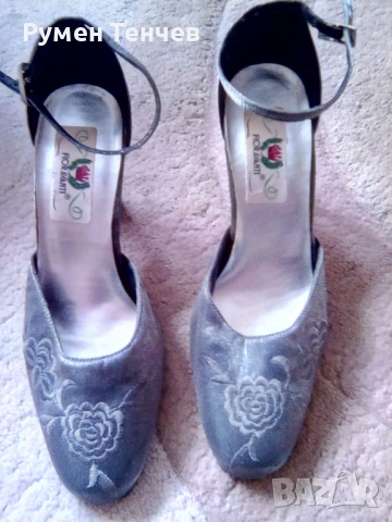 Дамски летни елегантни обувки,,Fioravanti".Много добро състояние. 