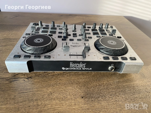 Hercules DJ DJConsole RMX 2, снимка 2 - Ресийвъри, усилватели, смесителни пултове - 52368014