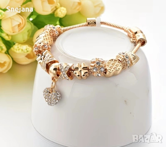 Бижута колие обеци гривна 