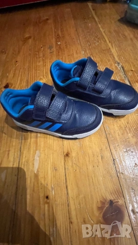 Продавам детски маратонки ма Адидас, снимка 2 - Детски маратонки - 53660371