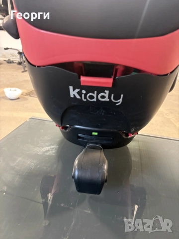 Детско столче Kiddy Evoluna i-Size Plus с ISOFIX база 45–83 см / до 13 кг, снимка 3 - Столчета за кола и колело - 56243346