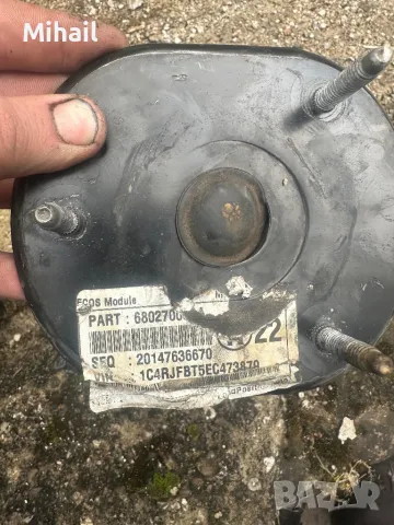 grand cherokee wk2 пружина , снимка 5 - Части - 48968969