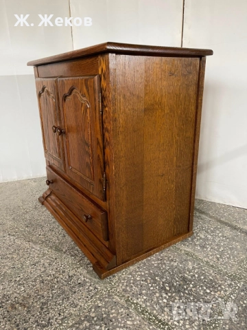 Масивен шкаф, снимка 2 - Шкафове - 52912398