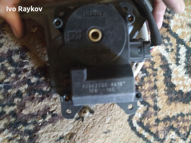 Моторче  Клапа Парно Климатик  Тойота Авенсис Toyota Avensis T25 AE063700-8610