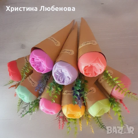 Букети от глицеринов сапун , снимка 4 - Декорация за дома - 51375042