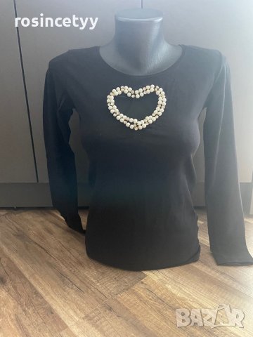 Черна блуза с перли , снимка 3 - Блузи с дълъг ръкав и пуловери - 42054289