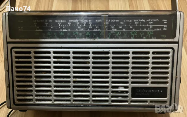 Радио Telefunken partner 700.