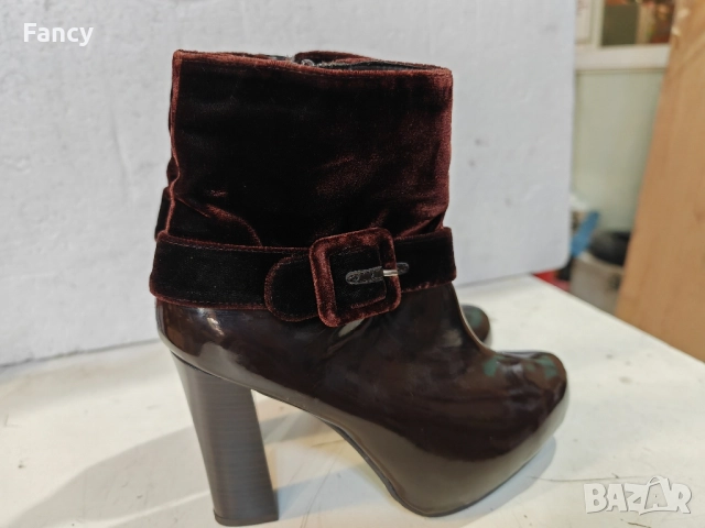 Страхотни дамски боти Cate Gray 39 номер , снимка 3 - Дамски боти - 52248336