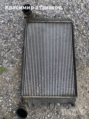 Интеркулер за Vw голф плюс.1K0145803E